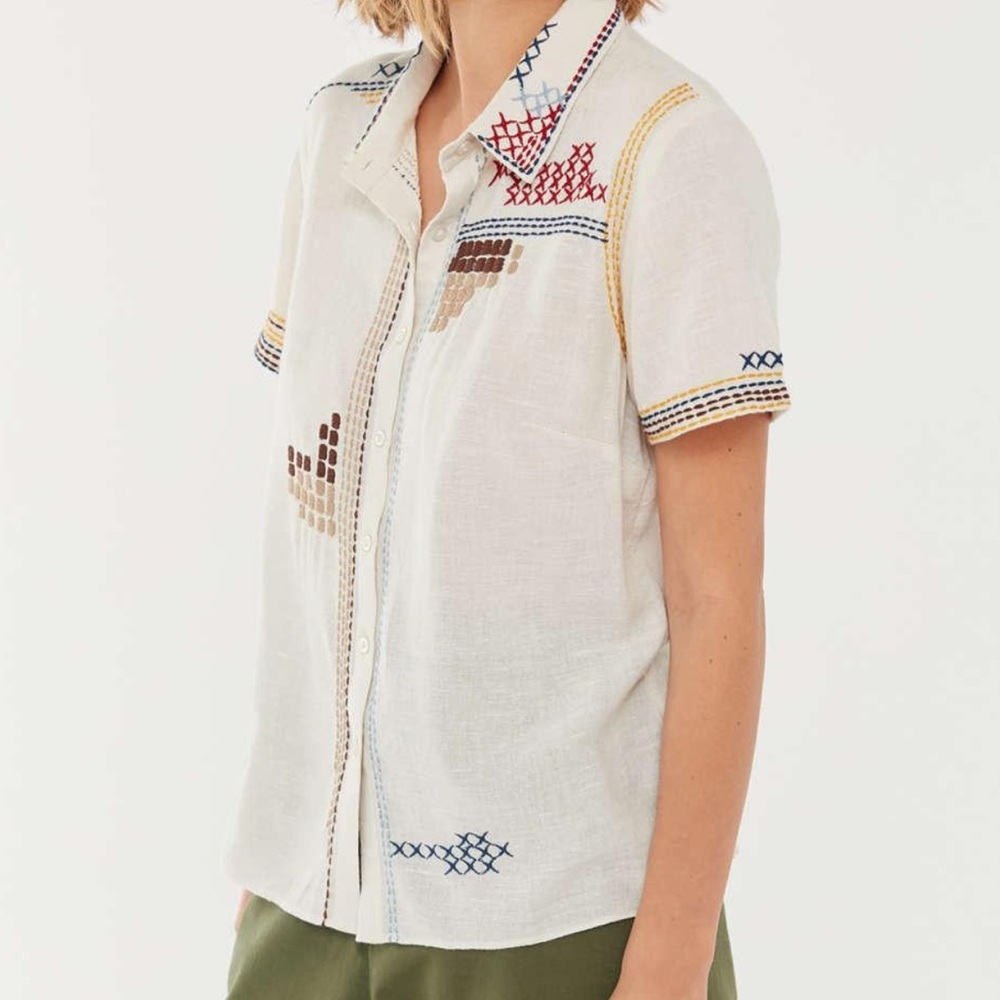 NEW UO Willow Embroidered Button-Down Shirt size L